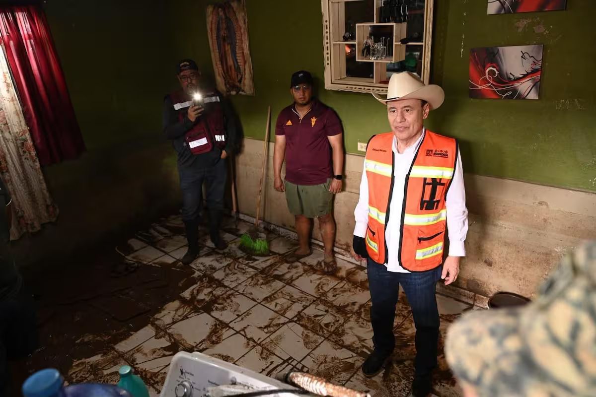 Supervisan daños en Nogales tras lluvia histórica de 73 milímetros en 40 minutos y coordina acciones con la presidenta Sheinbaum…