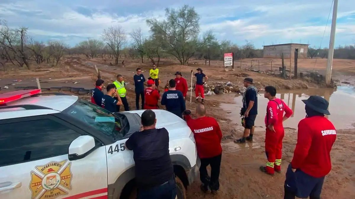 Protección Civil Sonora pide evitar cruzar arroyos ante incremento de lluvias